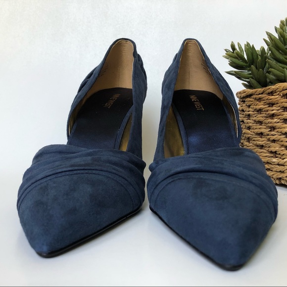 NINE WEST Guetette Dress Navy Blue Pump - Picture 4 of 6